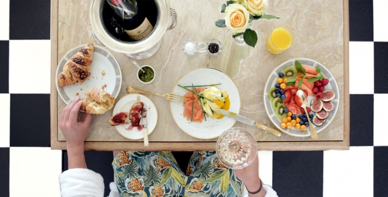 rollover_07_brunch_lowres